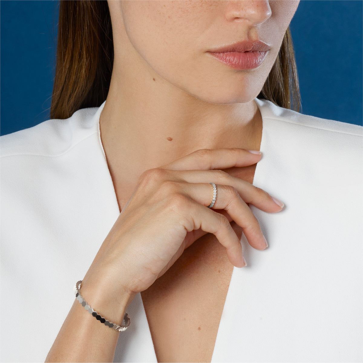 CHAUMET - Bee de Chaumet蜂格 - 戒指 - 白金戒指2.5毫米，钻石 - 081891