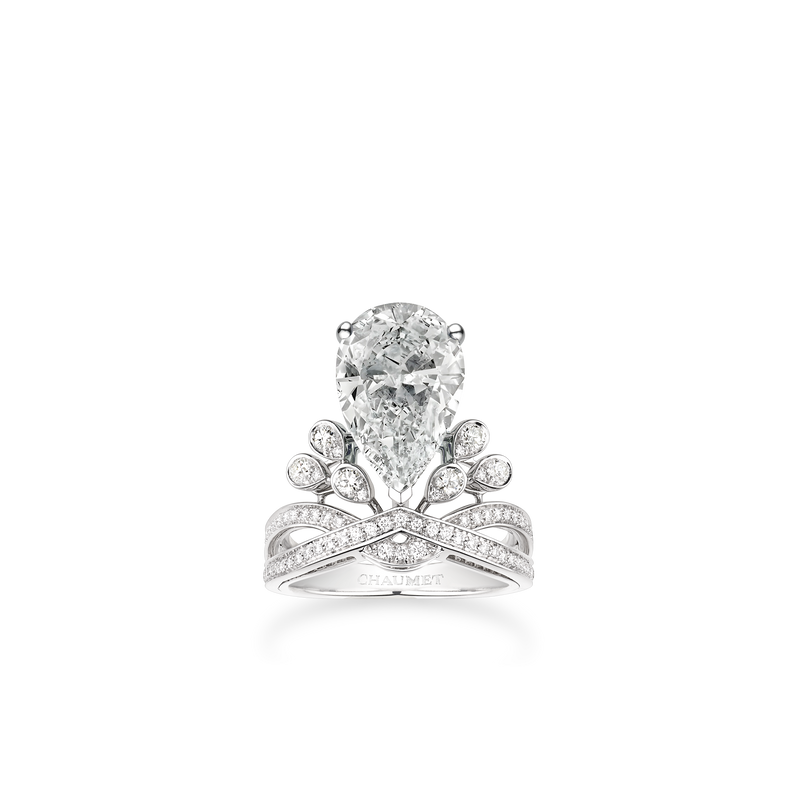 CHAUMET - JOSÉPHINE - RING - Platinum solitaire, 5 carat diamond, diamonds - 082611
