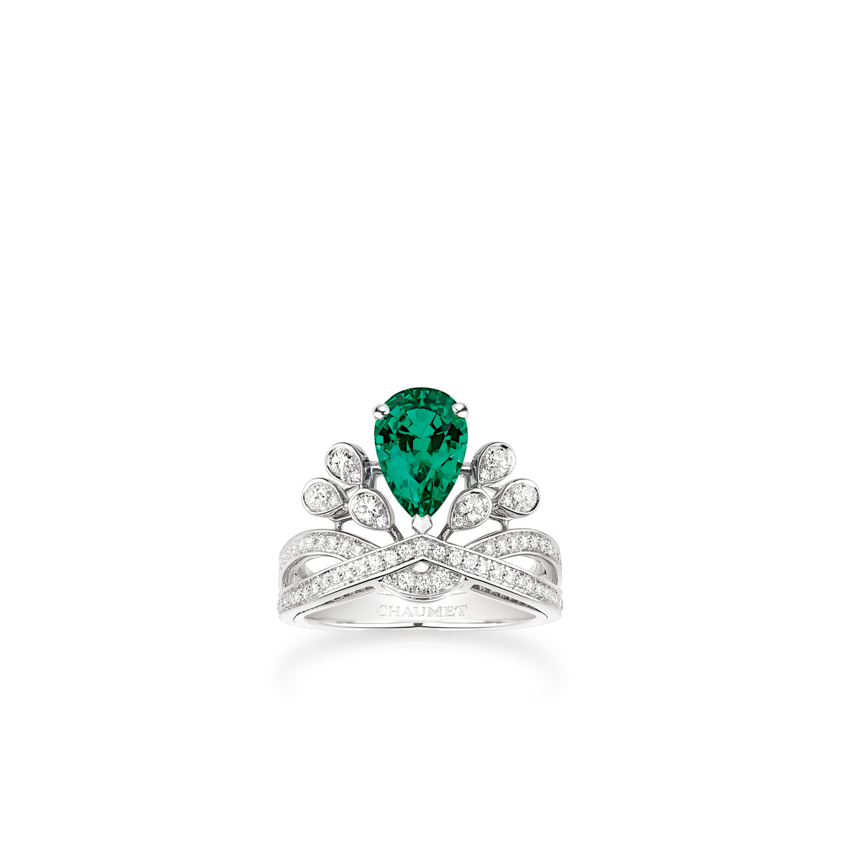 CHAUMET - JOSÉPHINE - BAGUE - Solitaire en platine, émeraude 2 carats, diamants - 082677