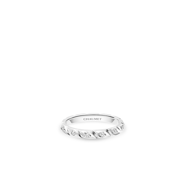 CHAUMET トルサード ドゥ ショーメ リング（ダイヤモンド）の公式商品写真