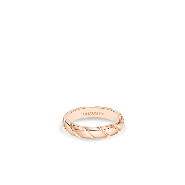 CHAUMET トルサード ドゥ ショーメ リングの公式商品写真