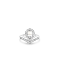 White gold ring, pearl and diamonds