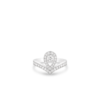 White gold ring, diamonds