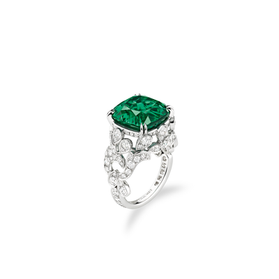 CHAUMET - JOSÉPHINE - BAGUE - Bague en or blanc, émeraude et diamants - 083616