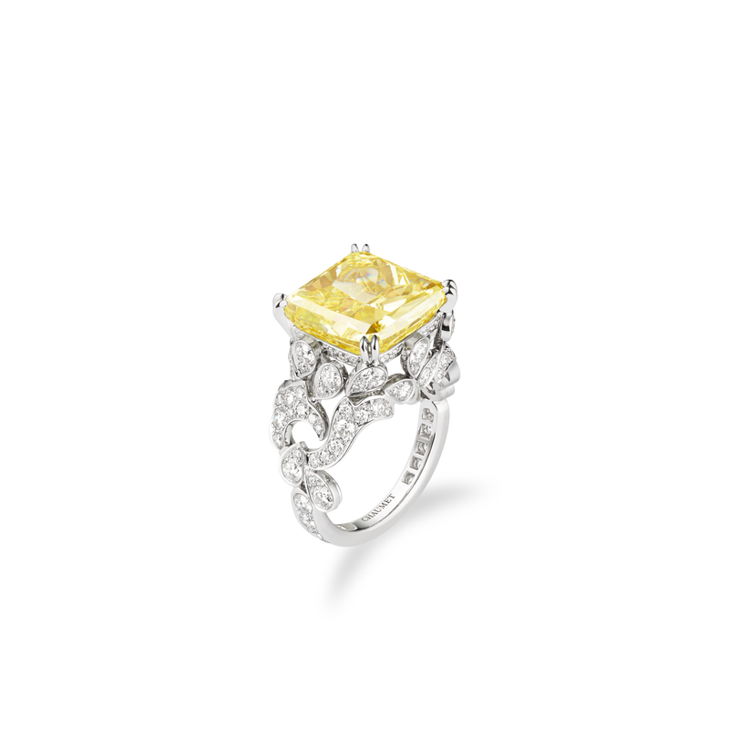 CHAUMET - JOSÉPHINE - RING - White gold ring, yellow diamond and diamonds - 083915