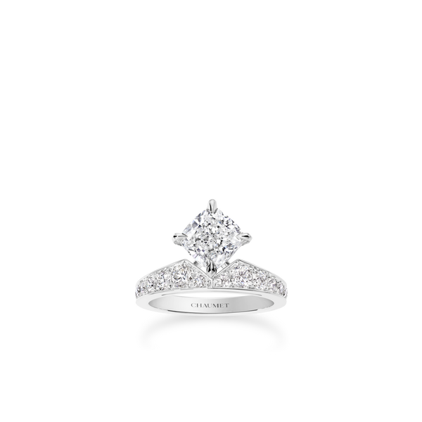CHAUMET - JOSÉPHINE - BOUCLES D'OREILLES - Boucles d'oreilles en or blanc, diamants - 085371