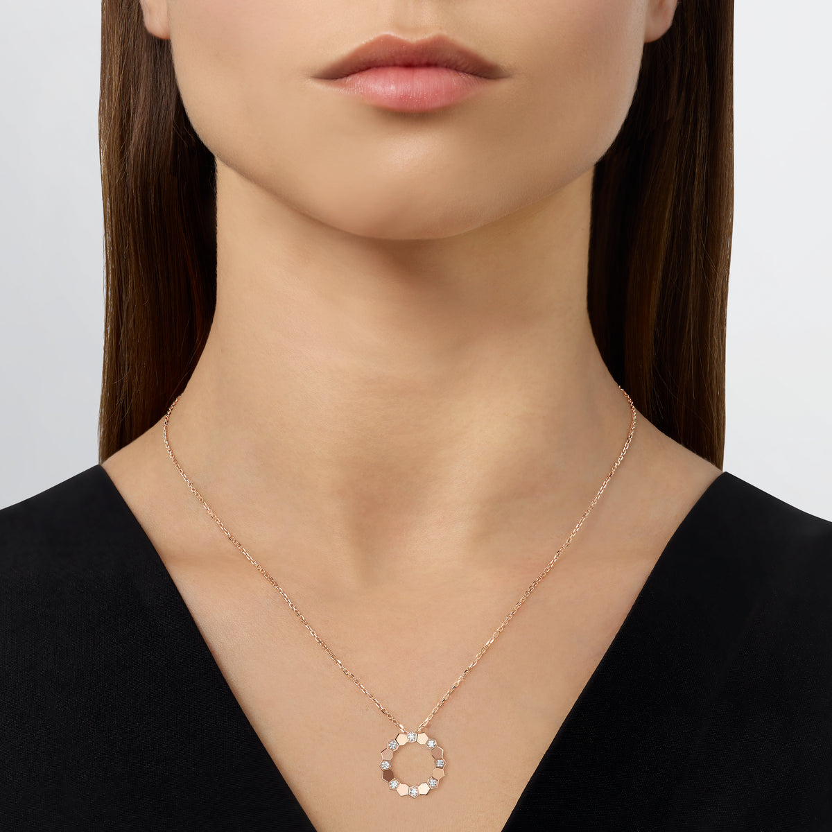CHAUMET - Bee de Chaumet蜂格 - 项链 - 玫瑰金吊坠，小号，钻石 - 085525