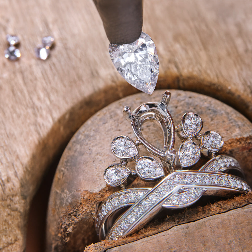 CHAUMET - Joséphine约瑟芬 - 戒指 - 铂金钻戒，2克拉钻石，钻石 - 082694