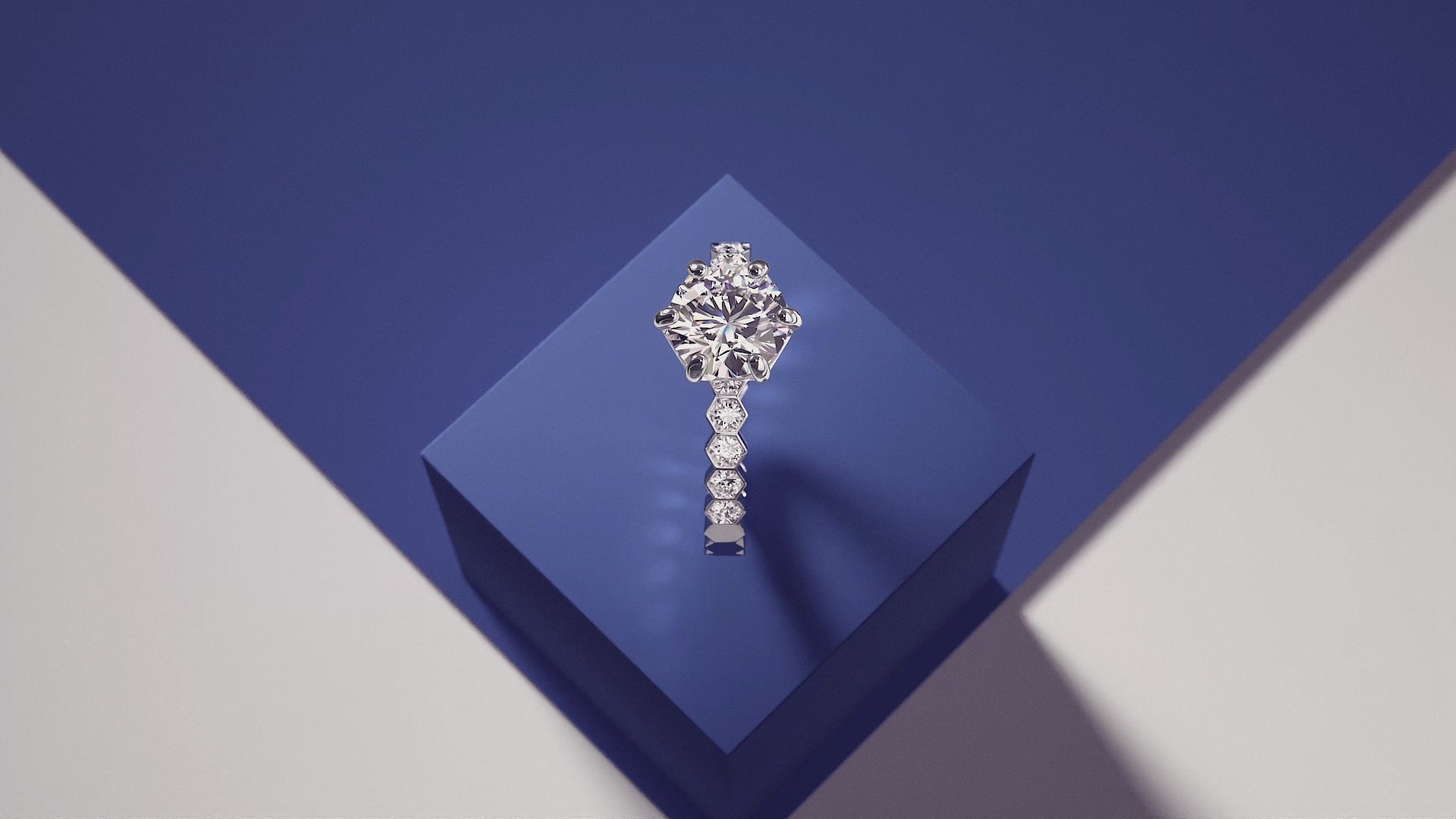 ビー ドゥ ショーメ | ブライダル・お祝い ジュエリー | Chaumet JP