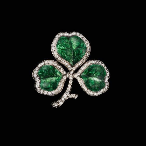 Clover brooch Chaumet