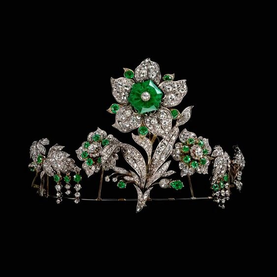 Leuchtenberg tiara Chaumet