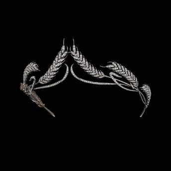 Crèvecoeur tiara Chaumet