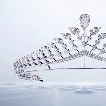 Generic_tiara_square