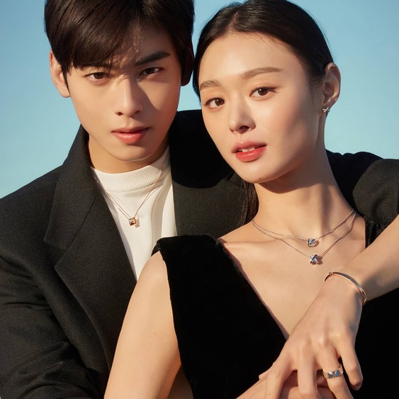 Cha Eunwoo's look for his visit to Chaumet's historic address wins the  internet: Shining brighter than those diamonds