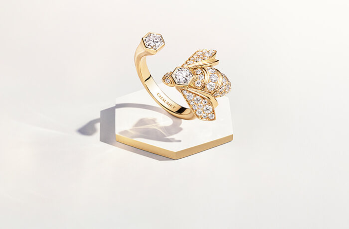 Bee symbol Maison Chaumet diamonds