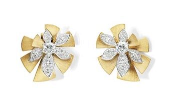 Le Jardin de Chaumet High Jewellery Magnolia earrings