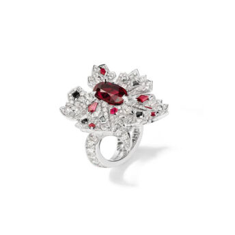 Le Jardin de Chaumet High Jewellery vine leave ring