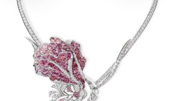 Le Jardin de Chaumet High Jewellery Iris necklace