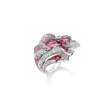 Le Jardin de Chaumet High Jewellery Iris ring