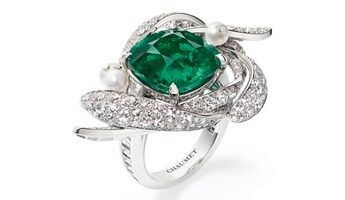 Le Jardin de Chaumet High Jewellery mistletoe ring