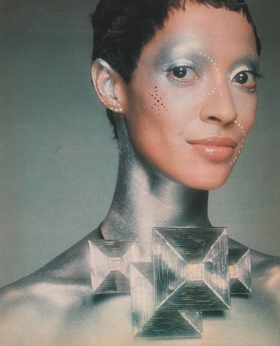 Installation Un Âge d'Or: 1965-1985 Chaumet 12, place Vendôme