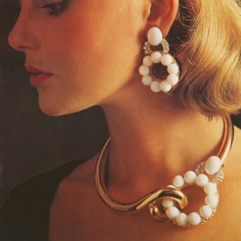 Installation A Golden Age: 1965-1985 Chaumet 12 Place Vendôme