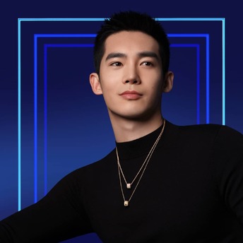 Yosh Yu Bee My Love necklaces Chaumet