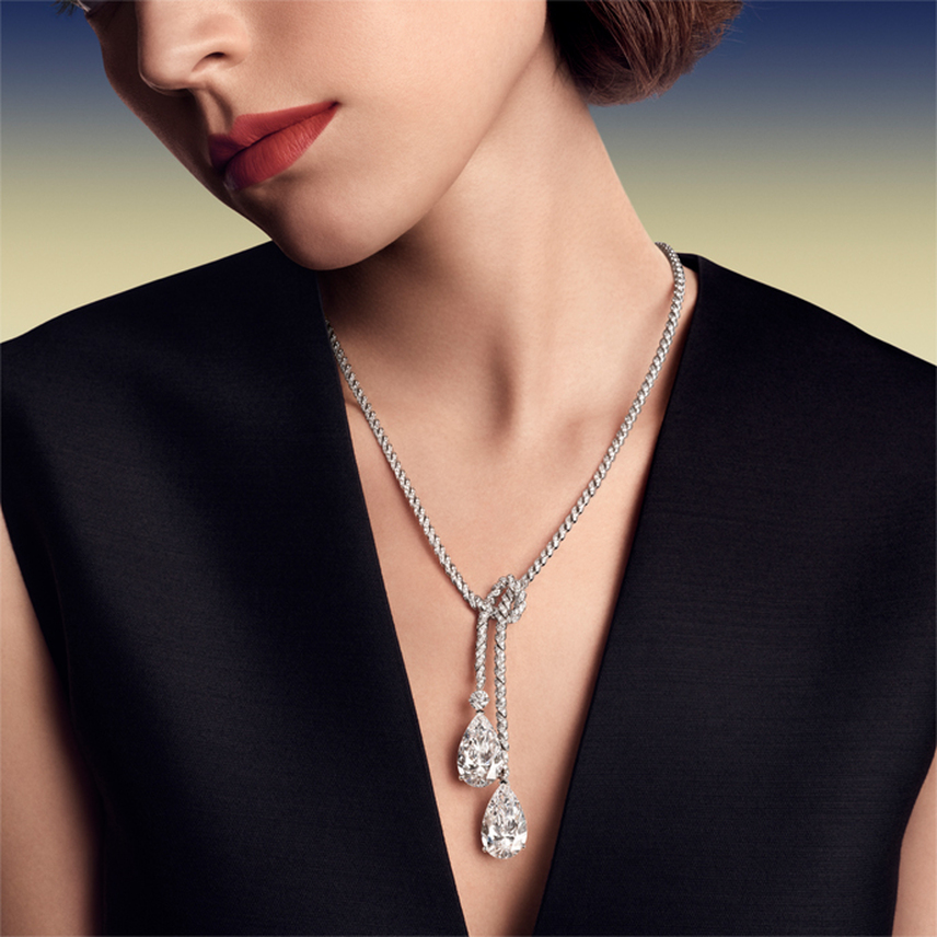 Maharani collection , chaumet , high jewelry , white gold necklace