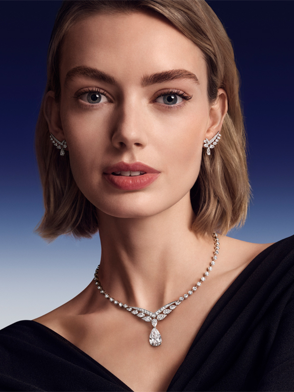 Josephine high jewellery necklace chaumet white gold diamond earrings