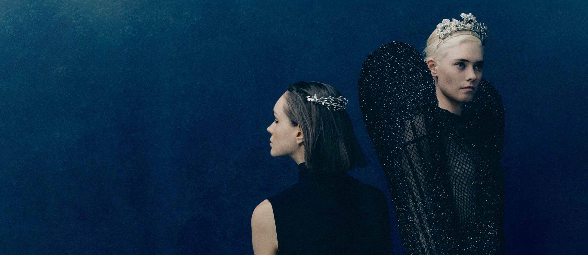 Model wearing a tiara from Maison Chaumet