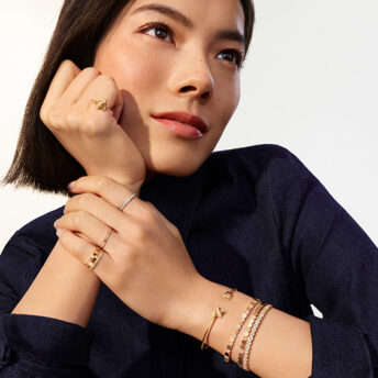 Bee de Chaumet collection | Chaumet | Stackability
